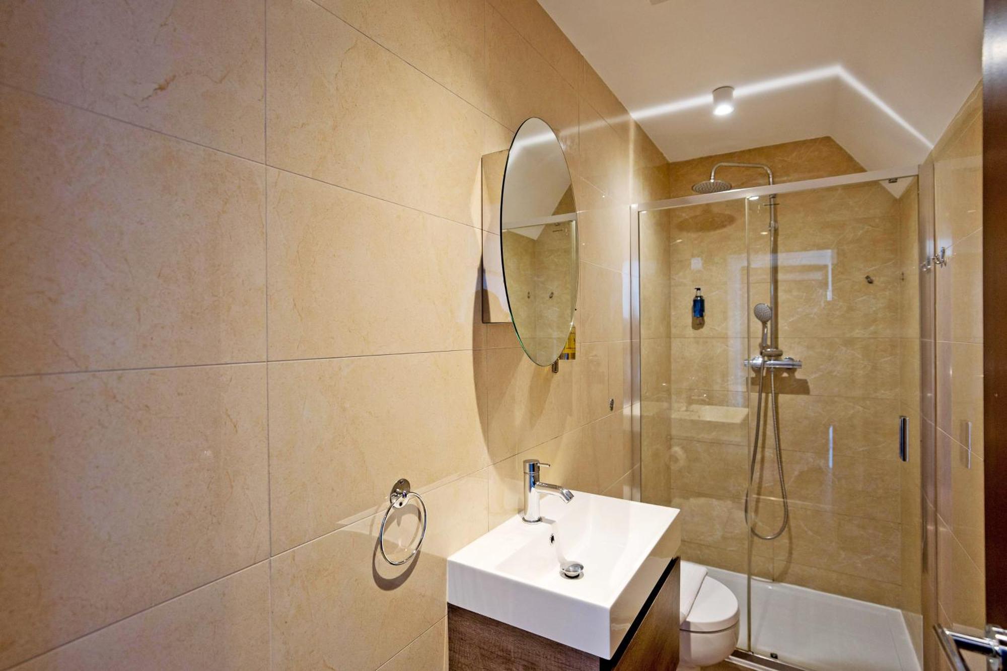 Imperial Middlesex Street Apartments 런던 외부 사진