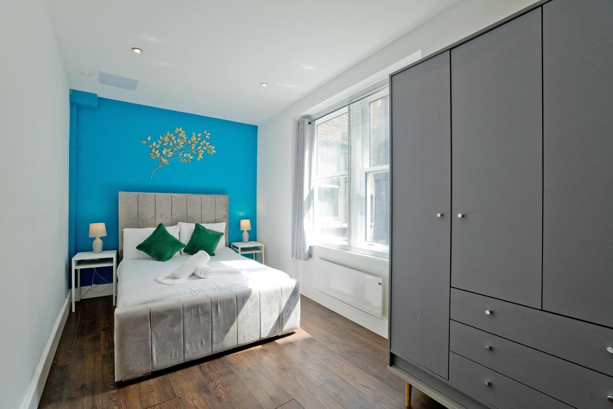 Imperial Middlesex Street Apartments 런던 외부 사진