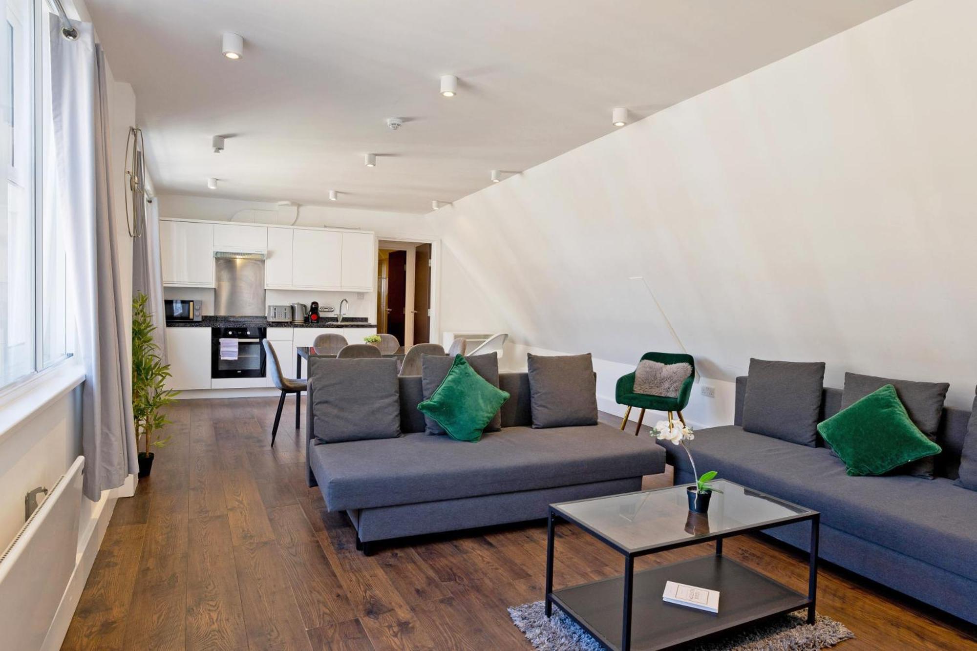 Imperial Middlesex Street Apartments 런던 외부 사진
