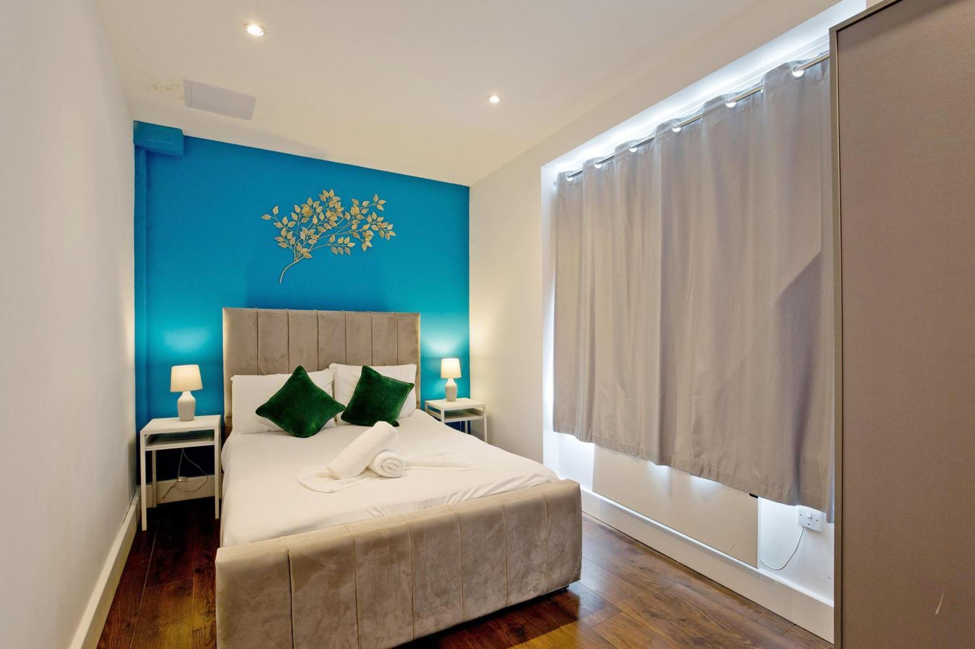 Imperial Middlesex Street Apartments 런던 외부 사진
