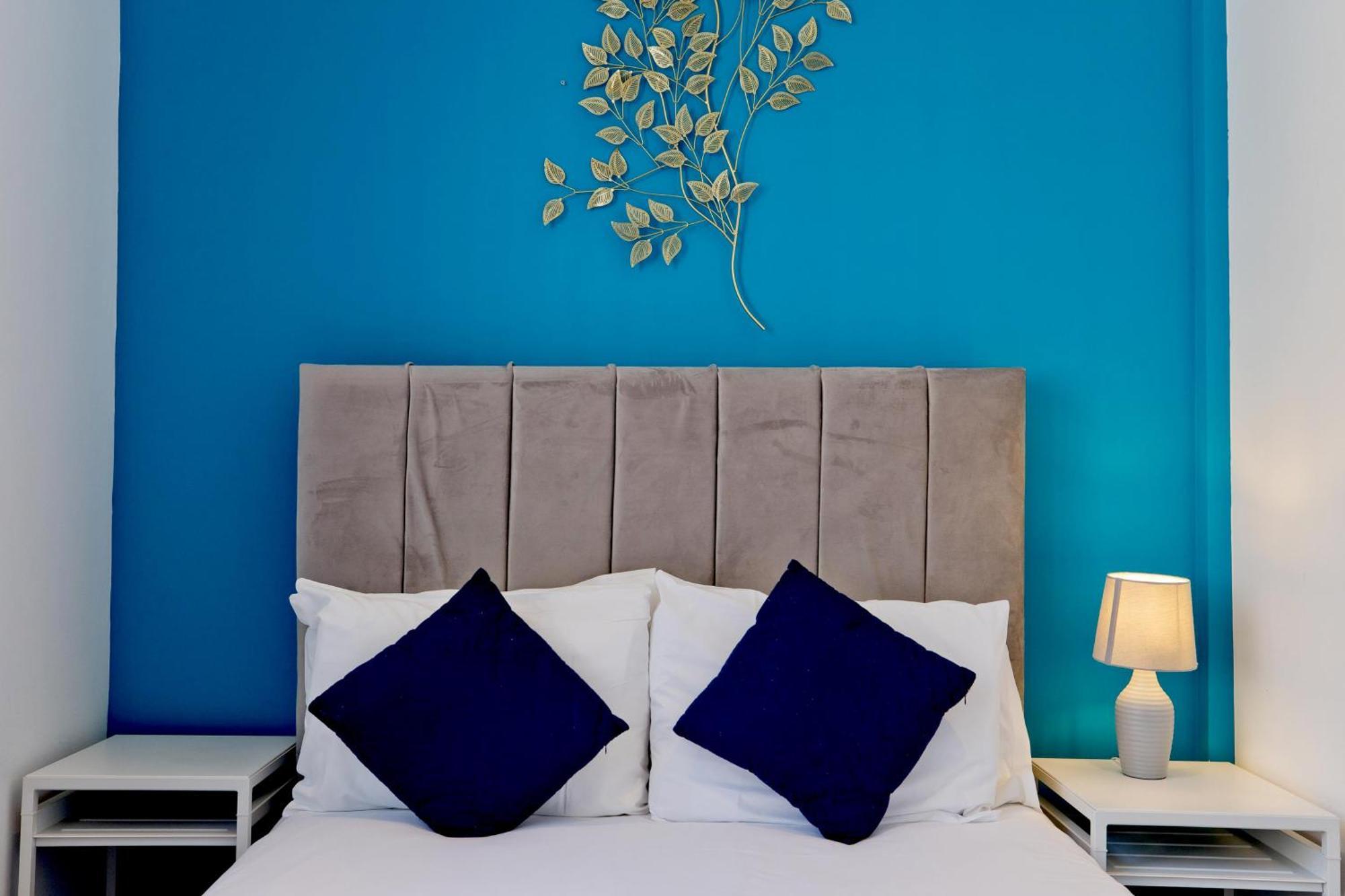 Imperial Middlesex Street Apartments 런던 외부 사진