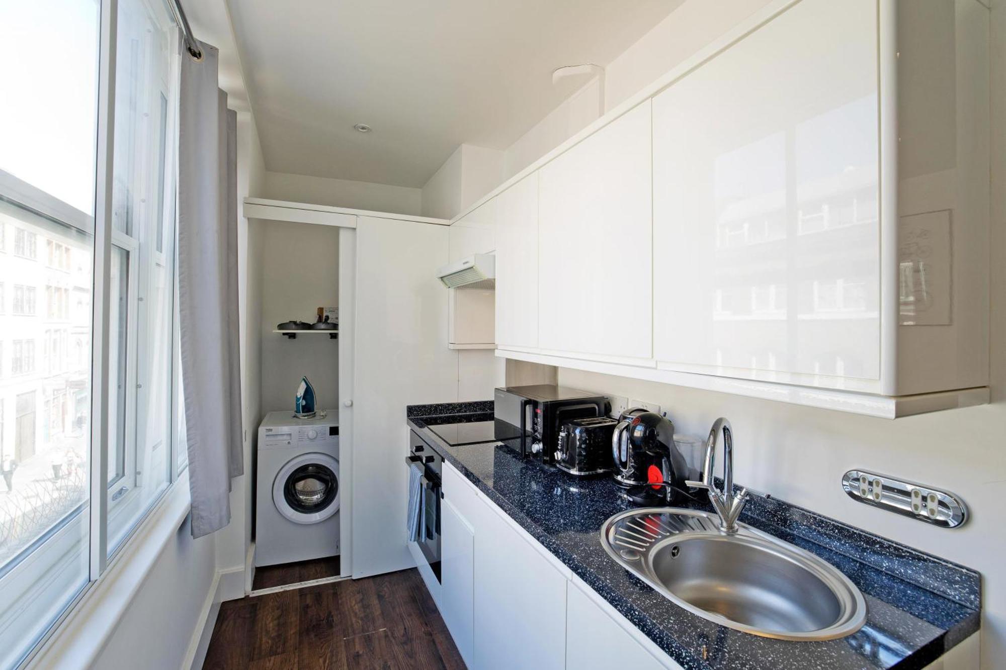 Imperial Middlesex Street Apartments 런던 외부 사진