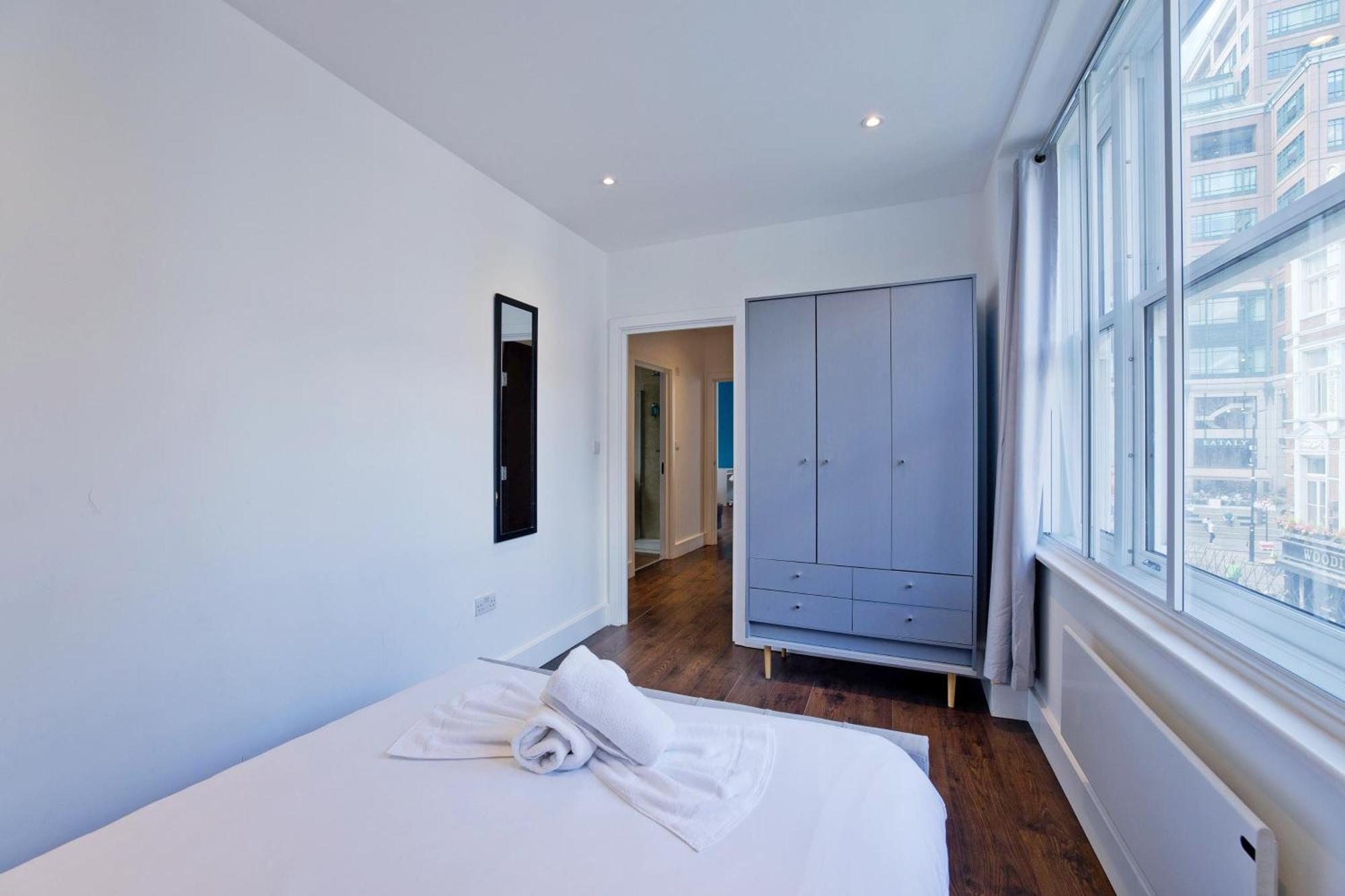 Imperial Middlesex Street Apartments 런던 외부 사진