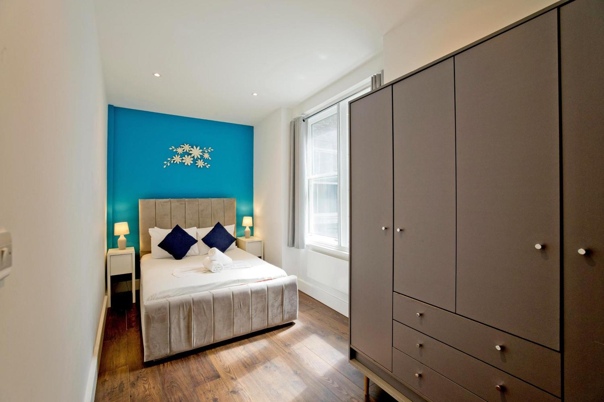 Imperial Middlesex Street Apartments 런던 외부 사진