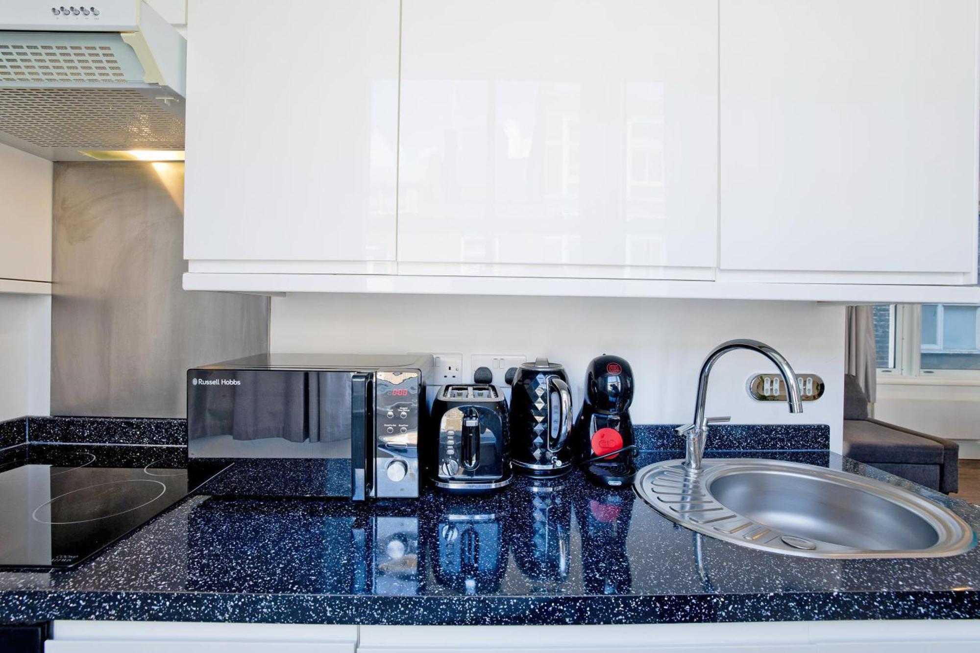 Imperial Middlesex Street Apartments 런던 외부 사진