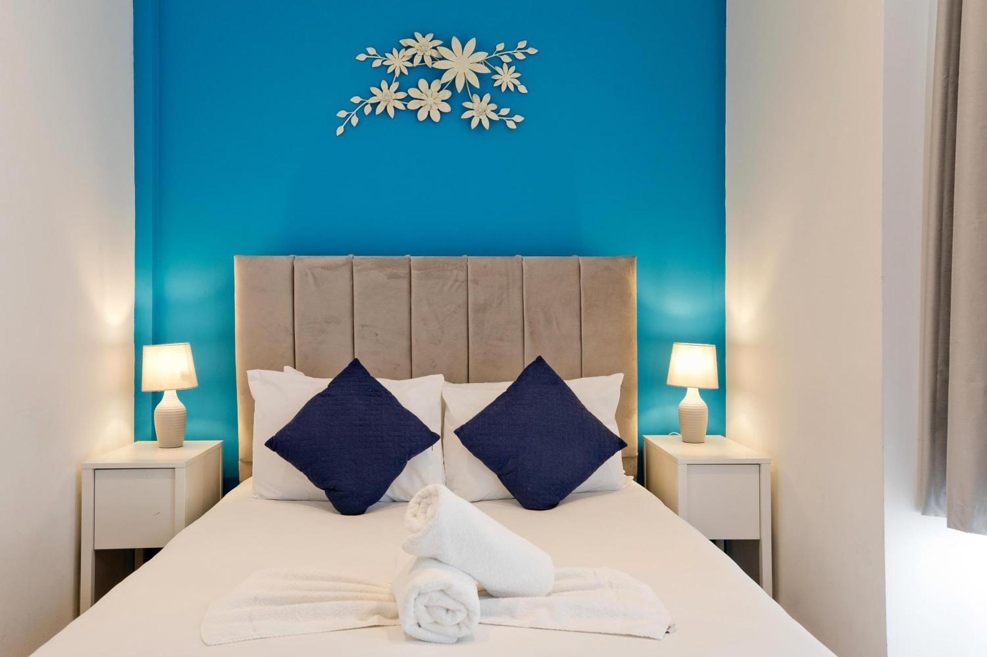 Imperial Middlesex Street Apartments 런던 외부 사진